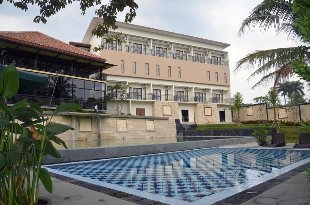 Bumi Cikeas Sentul Bogor Hotel Phòng bức ảnh