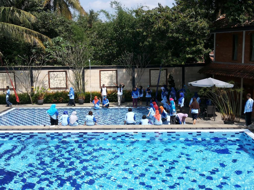 Bumi Cikeas Sentul Bogor Hotel Ngoại thất bức ảnh