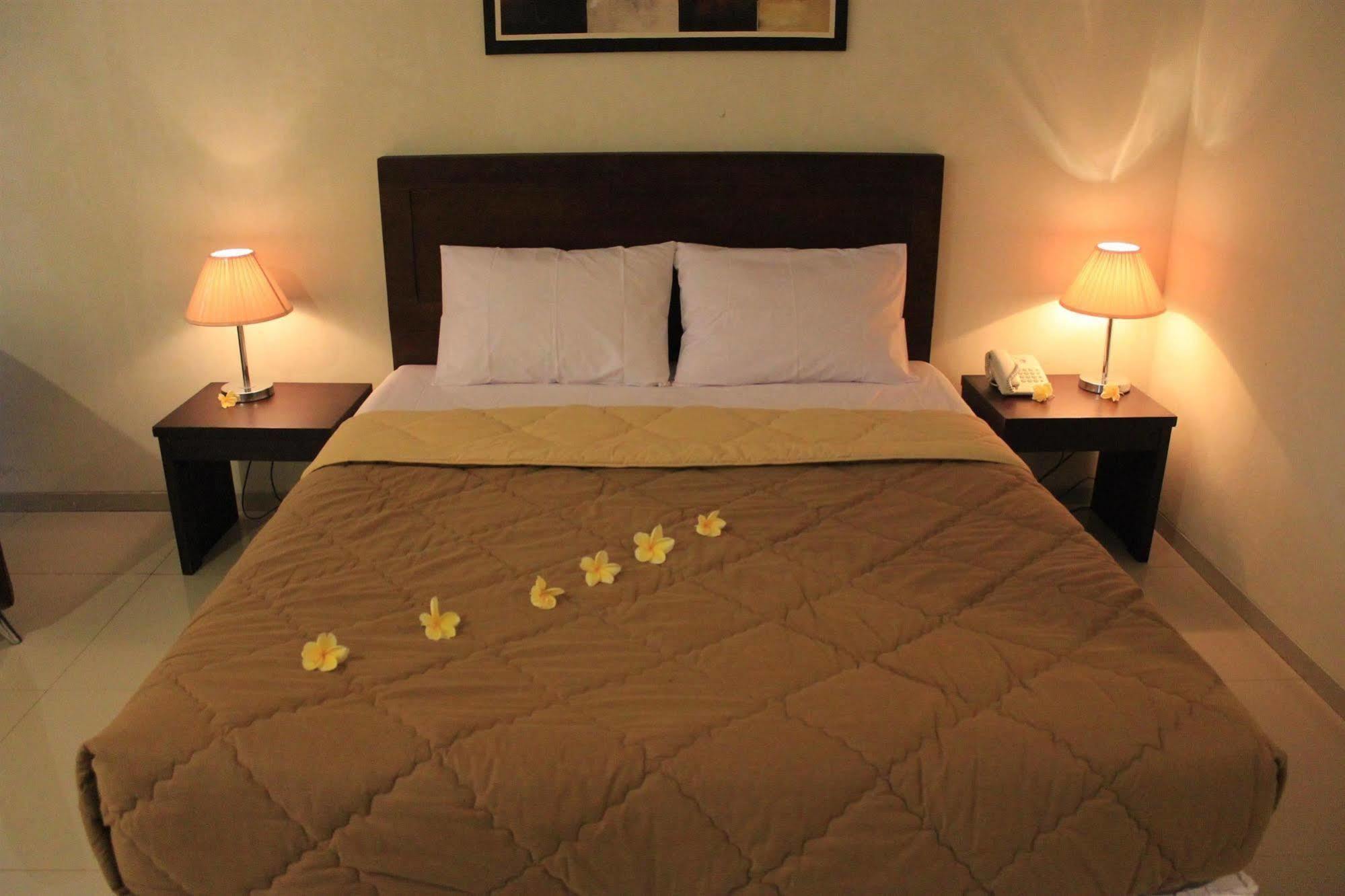 Bumi Cikeas Sentul Bogor Hotel Ngoại thất bức ảnh