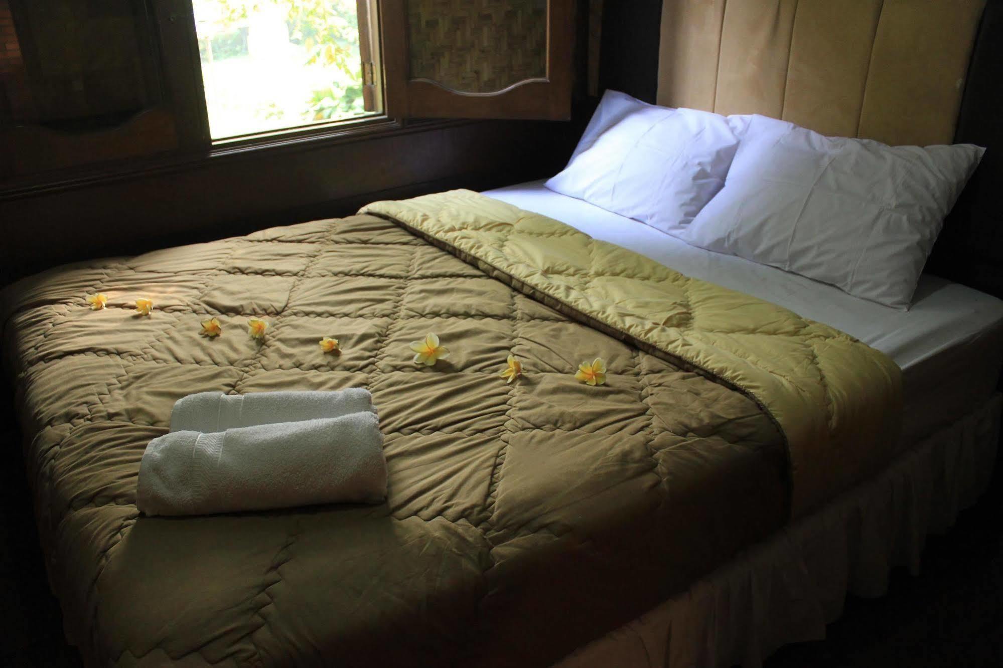 Bumi Cikeas Sentul Bogor Hotel Ngoại thất bức ảnh