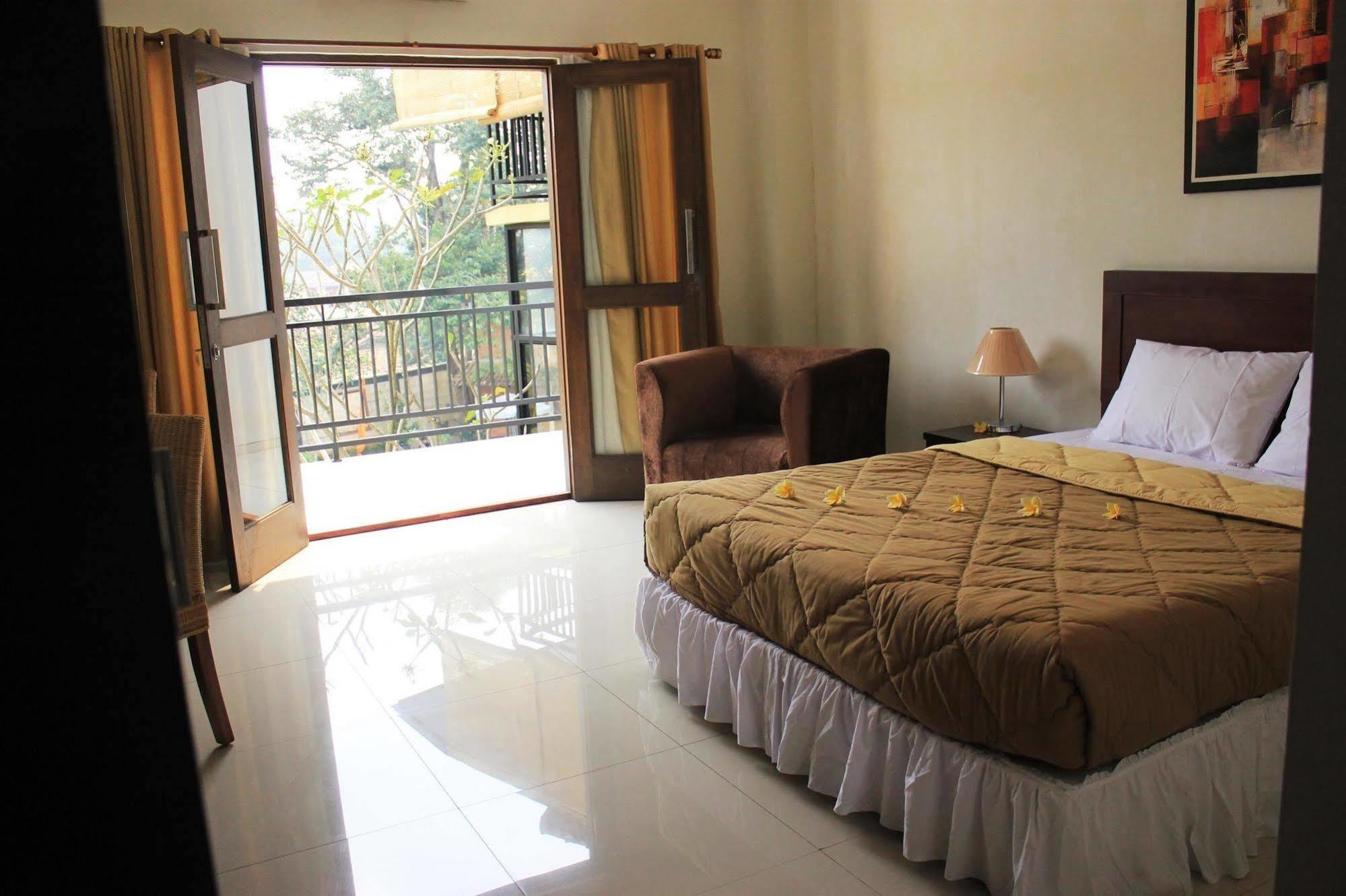 Bumi Cikeas Sentul Bogor Hotel Ngoại thất bức ảnh